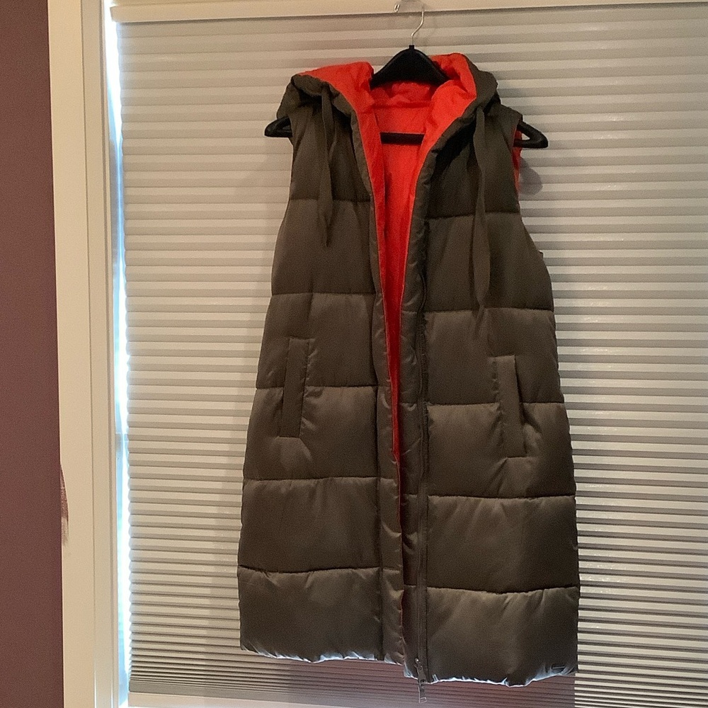 Rino & Pelle Long Puffer Vest with Hood in Olive and Orange